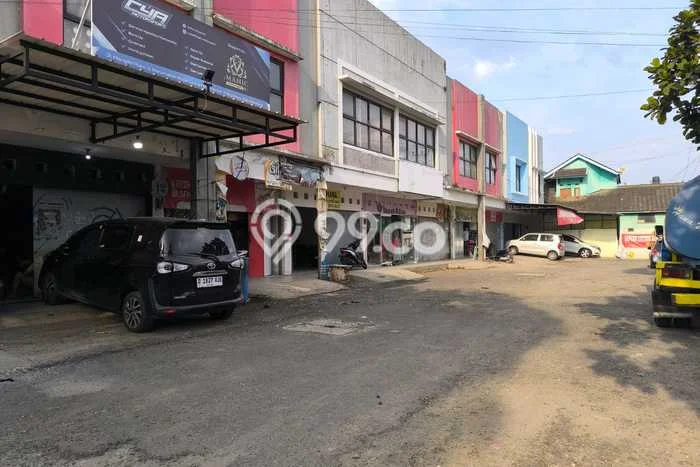 Ruko Dijual di Prime Area Bandung Luas 125m2 Ruko Dijual di Prime Area Bandung Luas 125m2