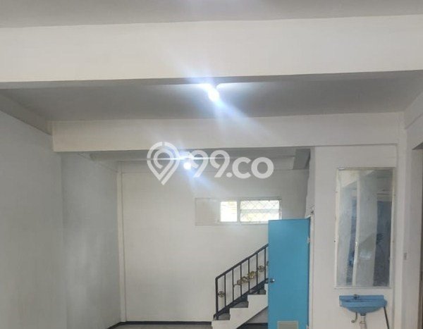 Ruko untuk disewa di Klojen punya LT 100m2 & LB 150m2 harga sewa kompetitif Ruko untuk disewa di Klojen punya LT 100m2 & LB 150m2 harga sewa kompetitif