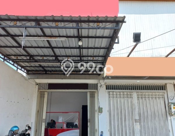 Ruko Dijual di Malang LT 136m2 & LB 300m2 Lokasi Terbaik! Ruko Dijual di Malang LT 136m2 & LB 300m2 Lokasi Terbaik!