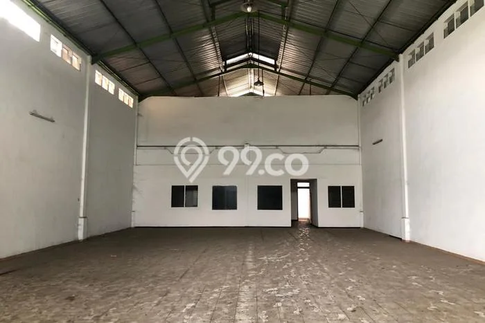 Gudang Komersial Disewakan di Blimbing Malang Luas 700m2 Gudang Komersial Disewakan di Blimbing Malang Luas 700m2