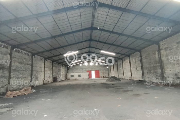 HARGA SPESIAL! Gudang Kawasan Blimbing, Luas 2000m², Jalan Strategis HARGA SPESIAL! Gudang Kawasan Blimbing, Luas 2000m², Jalan Strategis