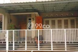 Cocok Untuk Investasi! Dijual Kost di Mataram 8 Kamar Cocok Untuk Investasi! Dijual Kost di Mataram 8 Kamar