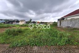 Lahan Dijual Lokasi Strategis di Semarang dengan Luas 200m2 Lahan Dijual Lokasi Strategis di Semarang dengan Luas 200m2