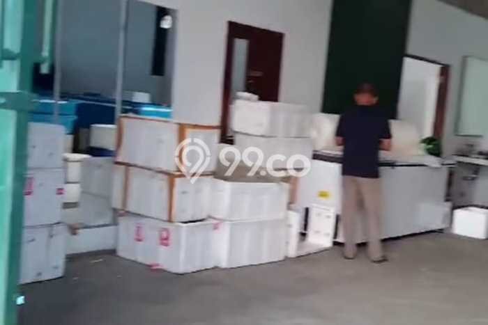 Gudang Bagus Dijual LB 3600m2 Lokasi Strategis Tangerang Area Cocok untuk Berbisnis Gudang Bagus Dijual LB 3600m2 Lokasi Strategis Tangerang Area Cocok untuk Berbisnis