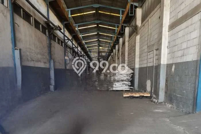 Gudang untuk Disewa di Pusat Bandung Luas Bangunan 13048m2 Gudang untuk Disewa di Pusat Bandung Luas Bangunan 13048m2