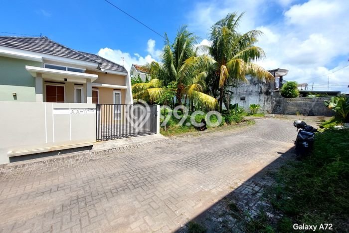 Tanah Strategis Dijual di Banyuwangi Banyuwangi 147m2 Tanah Strategis Dijual di Banyuwangi Banyuwangi 147m2