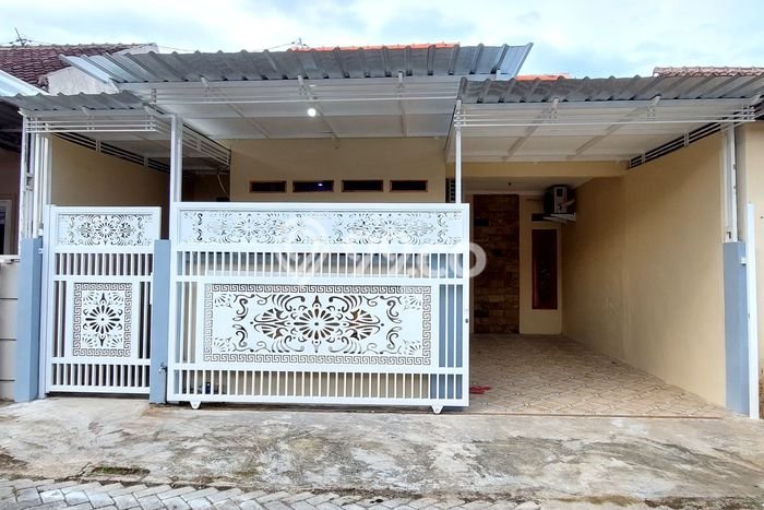 Rumah Minimalis Dijual di Banyuwangi 2 Kamar dengan Luas Tanah 77m2 Rumah Minimalis Dijual di Banyuwangi 2 Kamar dengan Luas Tanah 77m2