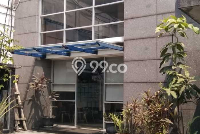 LOKASI PREMIUM! Gudang Kawasan , Luas 1500m2m², Area Komersial LOKASI PREMIUM! Gudang Kawasan , Luas 1500m2m², Area Komersial