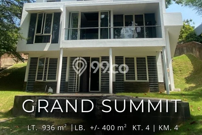 Ready to Use! Luxury House LT 936m2 Desain Elegan di Tiban Ready to Use! Luxury House LT 936m2 Desain Elegan di Tiban