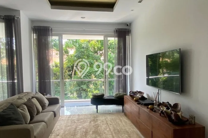 Ready to Use! Luxury House LT 936m2 Desain Elegan di Tiban Ready to Use! Luxury House LT 936m2 Desain Elegan di Tiban