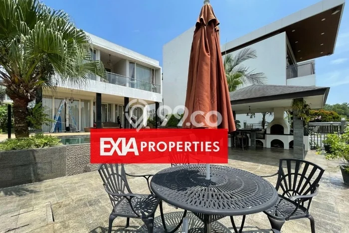 Rumah Luxury Modern Siap Huni di Tiban Batam Rumah Luxury Modern Siap Huni di Tiban Batam