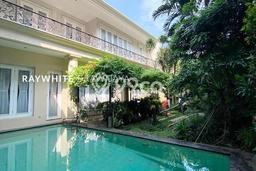 Rumah 5 KT 5 KM View Kota di Kebayoran Baru, Jakarta Selatan Rumah 5 KT 5 KM View Kota di Kebayoran Baru, Jakarta Selatan