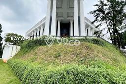 Rumah Elit Akses Strategis di Jakarta Selatan Unfurnished Rumah Elit Akses Strategis di Jakarta Selatan Unfurnished
