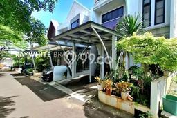 Rumah Elit Modern Siap Huni di Lebak Bulus Jakarta Selatan Rumah Elit Modern Siap Huni di Lebak Bulus Jakarta Selatan