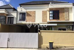 Rumah Luxury Modern Siap Huni di Gatot Subroto Denpasar Rumah Luxury Modern Siap Huni di Gatot Subroto Denpasar