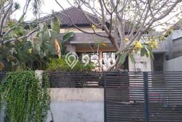 Rumah Cantik 2 Bedrooms di area Kerobokan Rumah Cantik 2 Bedrooms di area Kerobokan