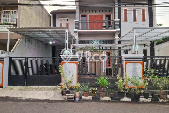 Rumah Modern Cantik 5 KT Siap Huni di Pondok Aren Rumah Modern Cantik 5 KT Siap Huni di Pondok Aren