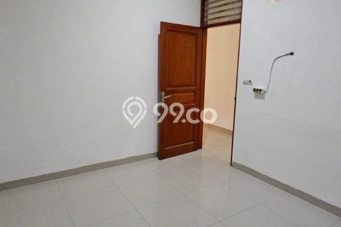 Ruko Bagus Dijual LB 100m2 Lokasi Strategis Jakarta Timur Area Cocok untuk Berbisnis Ruko Bagus Dijual LB 100m2 Lokasi Strategis Jakarta Timur Area Cocok untuk Berbisnis