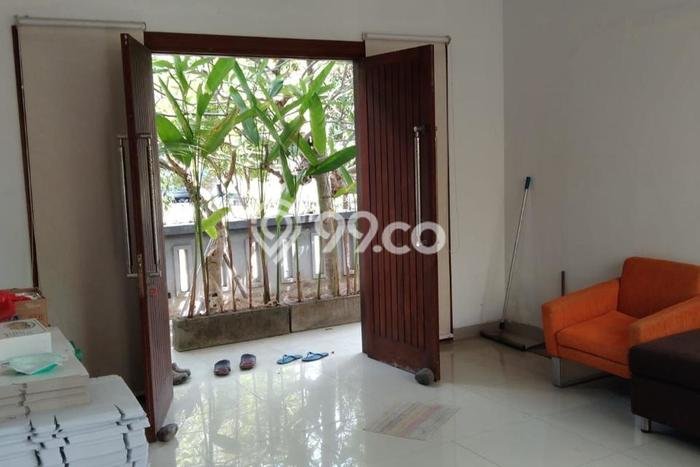 Rumah Luxury Modern Siap Huni di Seminyak Badung Rumah Luxury Modern Siap Huni di Seminyak Badung
