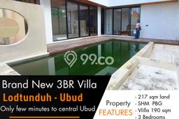 Properti Berkualitas! Vila di , Dimensi 217m2m², Area Nyaman dan tenang Properti Berkualitas! Vila di , Dimensi 217m2m², Area Nyaman dan tenang