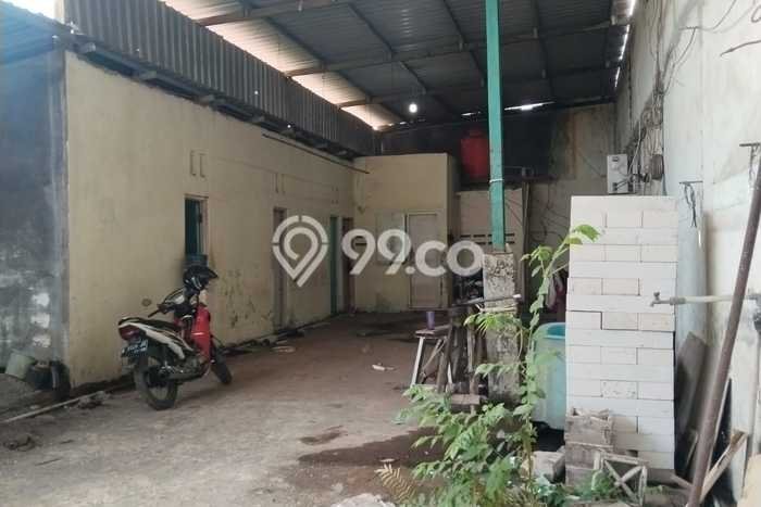 Gudang Disewa di Semarang dengan LB 1000m2 Area Komersial Ramai Gudang Disewa di Semarang dengan LB 1000m2 Area Komersial Ramai