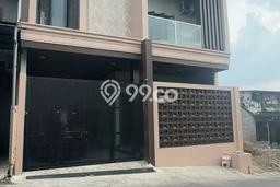 Hunian Cantik Modern Lb 250m2 di Tembalang, Semarang Hunian Cantik Modern Lb 250m2 di Tembalang, Semarang