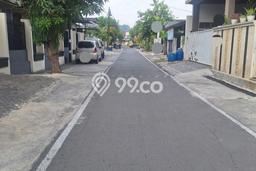 Unit Kost Dijual di Gajah Mungkur dengan 25 Kamar Tidur & Luas Bangunan 600m2 Unit Kost Dijual di Gajah Mungkur dengan 25 Kamar Tidur & Luas Bangunan 600m2