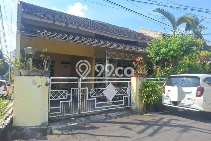 Rumah Strategis Minimalis Lb 200m2 di Pedurungan, Semarang Rumah Strategis Minimalis Lb 200m2 di Pedurungan, Semarang