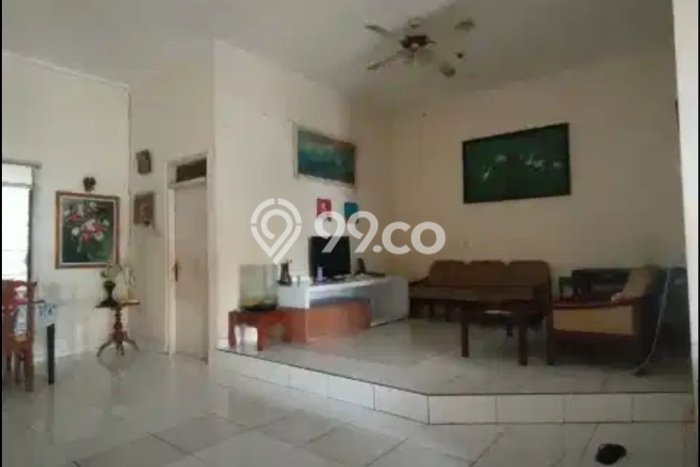 Rumah Strategis Minimalis Lb 200m2 di Pedurungan, Semarang Rumah Strategis Minimalis Lb 200m2 di Pedurungan, Semarang