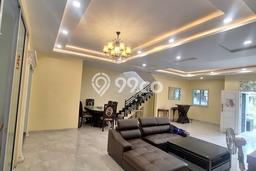 Rumah Strategis Batam Centre, Batam, LT 198m2m² LB 200m2m² Rumah Strategis Batam Centre, Batam, LT 198m2m² LB 200m2m²