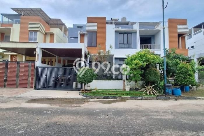 Dijual Segera Rumah 5 KT 5 KM di Lokasi Strategis, Batam Dijual Segera Rumah 5 KT 5 KM di Lokasi Strategis, Batam