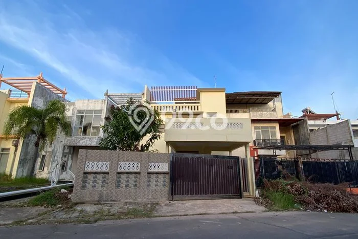Rumah Mewah LB 250m2 Siap Pakai Desain Elegan di Batam Centre, Batam Rumah Mewah LB 250m2 Siap Pakai Desain Elegan di Batam Centre, Batam
