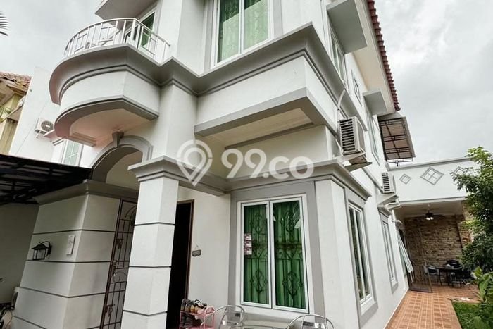 Siap Huni Rumah Mewah 5 Kamar di Batam Kota Dekat ke Mana Pun Siap Huni Rumah Mewah 5 Kamar di Batam Kota Dekat ke Mana Pun