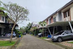Hunian Nyaman Asri 3 KT Siap Pakai di BSD Tangerang Hunian Nyaman Asri 3 KT Siap Pakai di BSD Tangerang