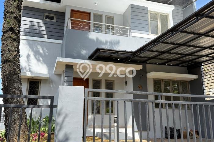 Rumah Strategis di Cilengkrang, Dekat Kawasan Bisnis, Bandung - 4 Kamar Tidur Rumah Strategis di Cilengkrang, Dekat Kawasan Bisnis, Bandung - 4 Kamar Tidur