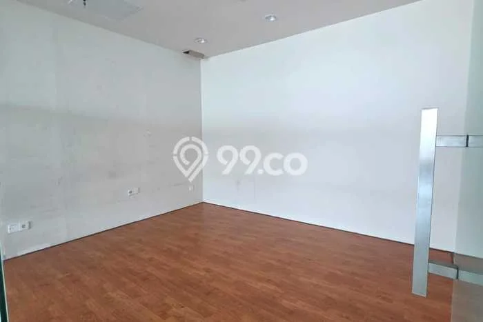 Unit Komersial Disewakan di Jakarta Barat Area Strategis Harga Kompetitif Unit Komersial Disewakan di Jakarta Barat Area Strategis Harga Kompetitif