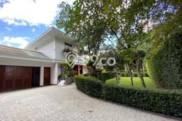 Ready to Use! Luxury House LT 751m2 Desain Elegan di Dago Ready to Use! Luxury House LT 751m2 Desain Elegan di Dago
