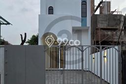 Rumah Luas Asri 3 KT Siap Pakai di Meruya Jakarta Barat Rumah Luas Asri 3 KT Siap Pakai di Meruya Jakarta Barat