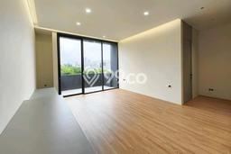 Dijual Rumah Mewah Megah Dengan View Cantik di Taman Ratu, Jakarta Barat Dijual Rumah Mewah Megah Dengan View Cantik di Taman Ratu, Jakarta Barat