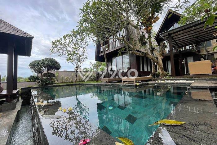 HARGA TERBAIK! Vila Kawasan , Luas 285m2m², Area Prima HARGA TERBAIK! Vila Kawasan , Luas 285m2m², Area Prima