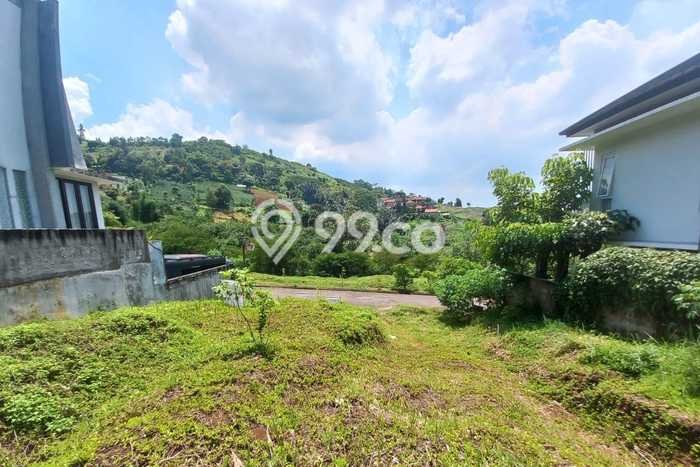 Tanah Dijual di Bandung Seluas 466m2 Strategis Tanah Dijual di Bandung Seluas 466m2 Strategis