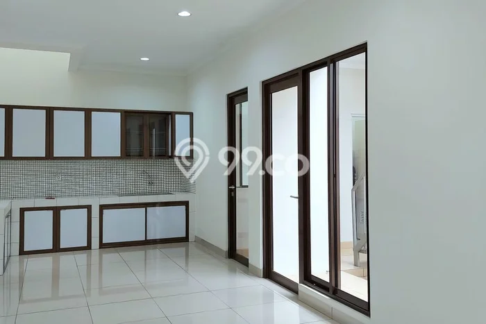 Lokasi strategis! Rumah siap pakai dikontrakkan di Gedebage LB 181m2 Lokasi strategis! Rumah siap pakai dikontrakkan di Gedebage LB 181m2