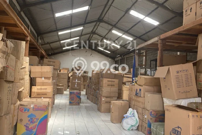 Disewakan Gudang di Kawasan Ramai Kopo Luas 350m2 Disewakan Gudang di Kawasan Ramai Kopo Luas 350m2
