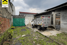 Gudang Disewa di Bandung dengan LB 77m2 Area Komersial Ramai Gudang Disewa di Bandung dengan LB 77m2 Area Komersial Ramai
