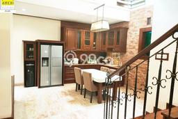 For Sale! Premium House LT 372m2 Desain Elegan di Bandung Kota For Sale! Premium House LT 372m2 Desain Elegan di Bandung Kota
