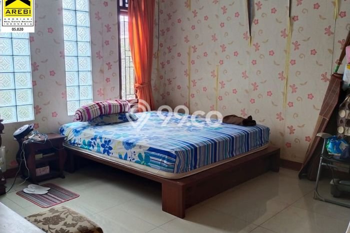 For Sale Rumah 4 Kamar Lokasi Ideal Bagus dan Strategis di Regol For Sale Rumah 4 Kamar Lokasi Ideal Bagus dan Strategis di Regol