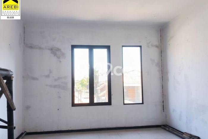 Ruko Dijual di Bandung LT 76m2 & LB 90m2 Lokasi Terbaik! Ruko Dijual di Bandung LT 76m2 & LB 90m2 Lokasi Terbaik!