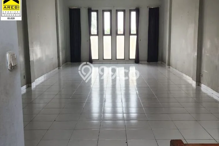 FOR RENT! Ruko di Mekar Wangi Cocok untuk Bisnis 216m2 FOR RENT! Ruko di Mekar Wangi Cocok untuk Bisnis 216m2