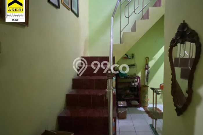 For Sale Rumah 6 Kamar Lokasi Strategis Nyaman dan Strategis di Ngawi For Sale Rumah 6 Kamar Lokasi Strategis Nyaman dan Strategis di Ngawi