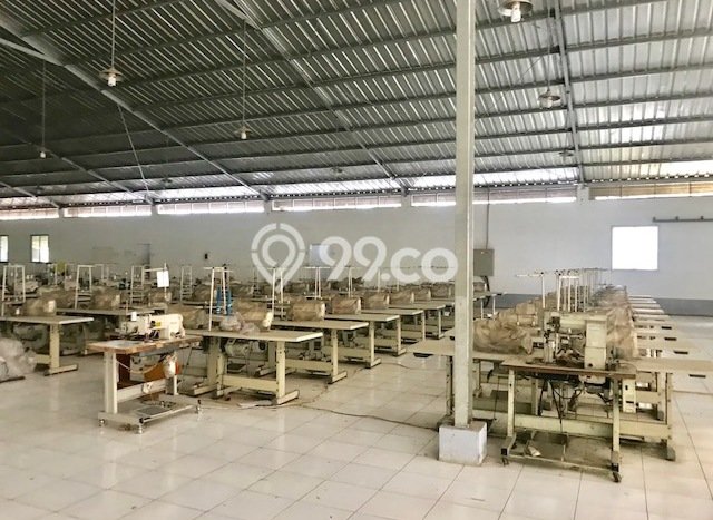 Area Ramai! Pabrik Dijual di Cicurug untuk Bisnis Luas Bangunan 4000m2 Area Ramai! Pabrik Dijual di Cicurug untuk Bisnis Luas Bangunan 4000m2